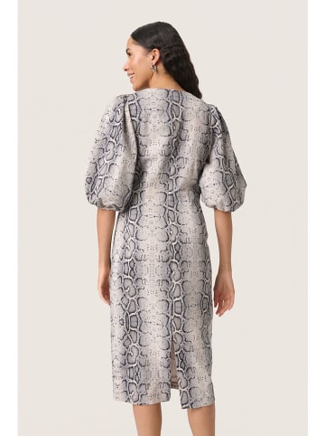 Soaked in Luxury Kleid "Sandja" in Grau