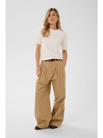 SAINT TROPEZ Sweter w kolorze kremowym