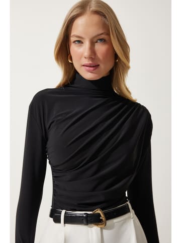 Happiness Istanbul Longsleeve in Schwarz