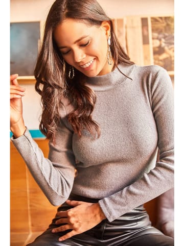 Olalook Pullover in Grau