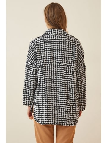 Happiness Istanbul Kurtka koszulowa w kolorze czarno-białym