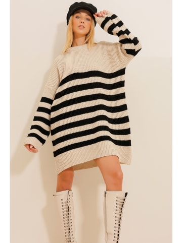 Trend Alacati Strickkleid in Beige/ Schwarz