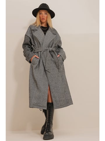 Trend Alaçatı Stili Płaszcz przejściowy w kolorze szarym