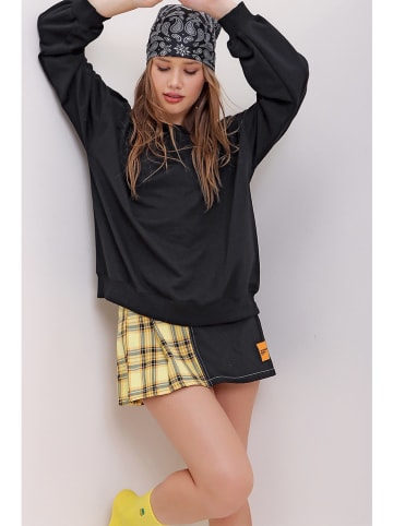 Trend Alacati Sweatshirt in Schwarz