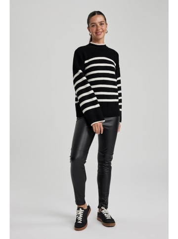 DeFacto Pullover in Schwarz/ Weiß