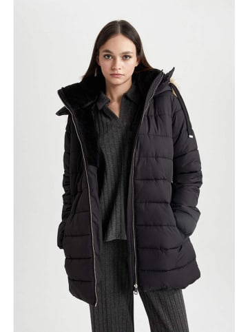 DeFacto Steppjacke in Schwarz