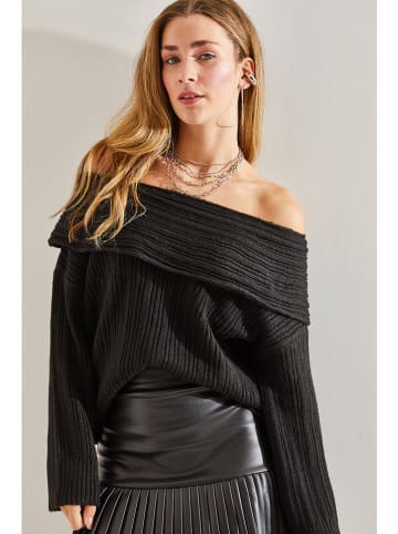 Bianco Lucci Sweter w kolorze czarnym