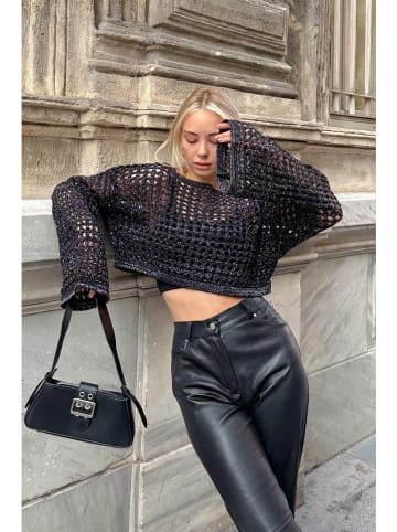 Swist Sweter w kolorze czarnym