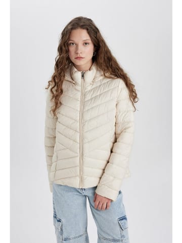DeFacto Steppjacke in Creme