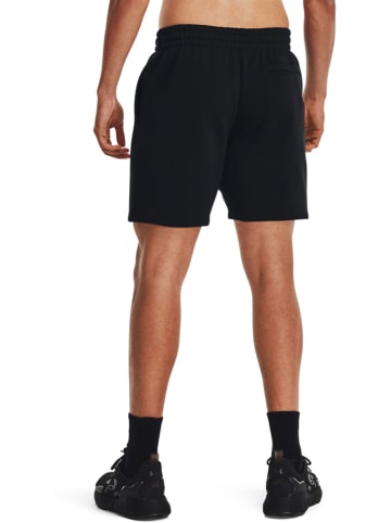 Under Armour Sweatshorts "Essential" in Schwarz