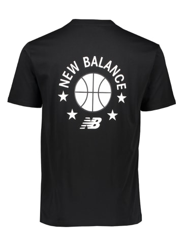 New Balance Shirt "Hoops Essentials" in Schwarz