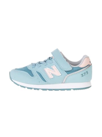 New Balance Sneakers in Hellblau
