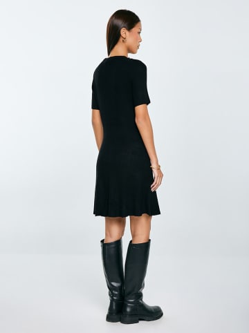 BIG STAR Sukienka w kolorze czarnym