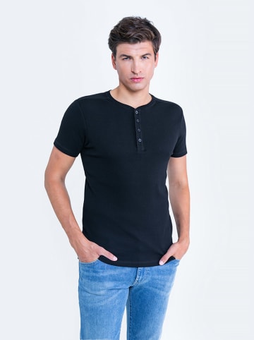 BIG STAR Shirt in Schwarz
