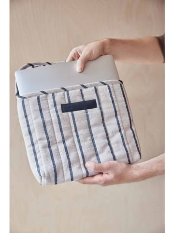 OYOY living design Etui "Futo" w kolorze jasnobrązowym na tablet - 33 x 25,5 cm