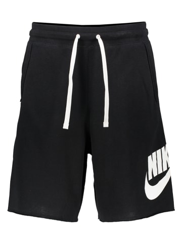 Nike Shorts in Schwarz
