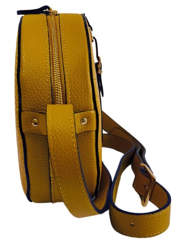 ORE10 Umhängetasche in Ocker - (B)24 x (H)21 x (T)7 cm