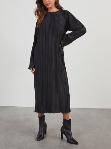 Milan Kiss Kleid in Schwarz