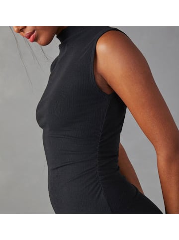 Milan Kiss Kleid in Schwarz