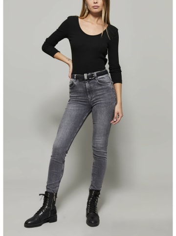 Milan Kiss Koszulka w kolorze czarnym