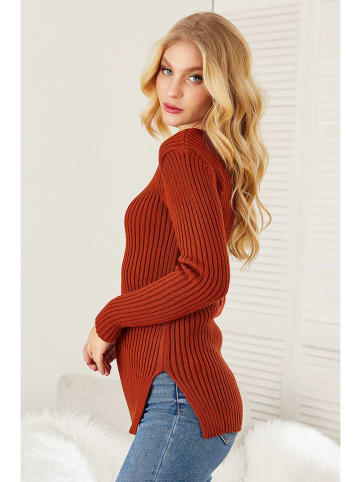 Milan Kiss Pullover in Rostrot