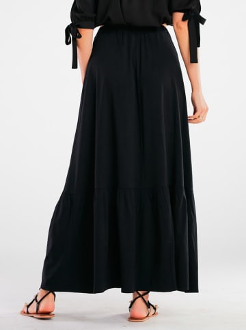 Awama Rock in Schwarz