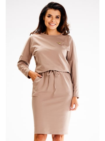 Awama Sukienka w kolorze beżowym