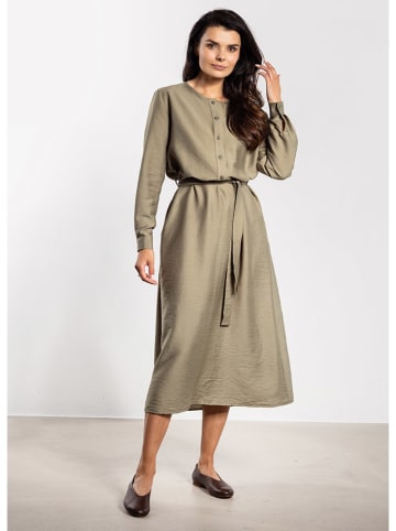 Awama Kleid in Oliv