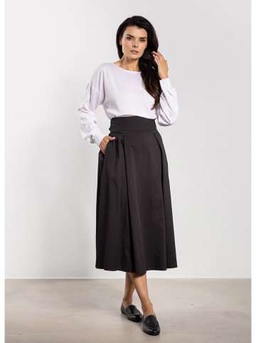 Awama Rock in Schwarz