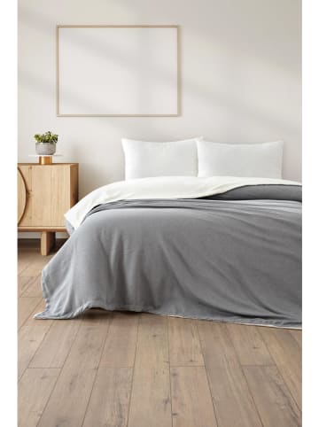 Elizabed Wohndecke in Hellgrau/ Creme