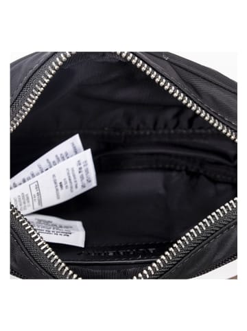 Burberry Szaszetka w kolorze czarnym - 17 x 12 x 2 cm