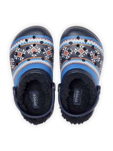 Crocs Chodaki "Classic" w kolorze granatowym ze wzorem