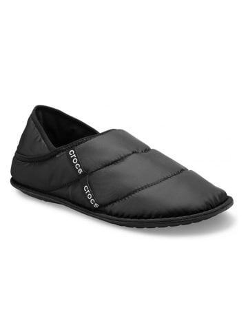 Crocs Pantoffels "Neo Puff" zwart