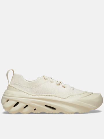 Crocs Sneakersy "Echo Surge" w kolorze kremowo-beżowym