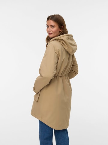 Vero Moda Parka w kolorze beżowym