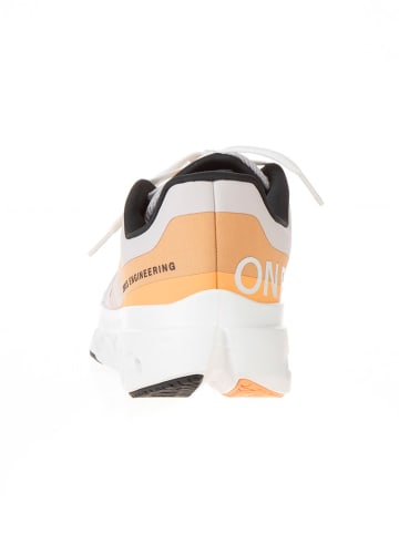 ON RUNNING Hardloopschoenen "Cloudsurfer next" oranje/wit