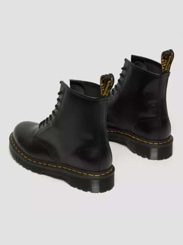 Dr. Martens Skórzane botki w kolorze czarnym
