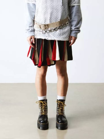 Dr. Martens Skórzane botki w kolorze czarnym