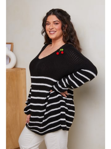 Curvy Lady Pullover in Schwarz