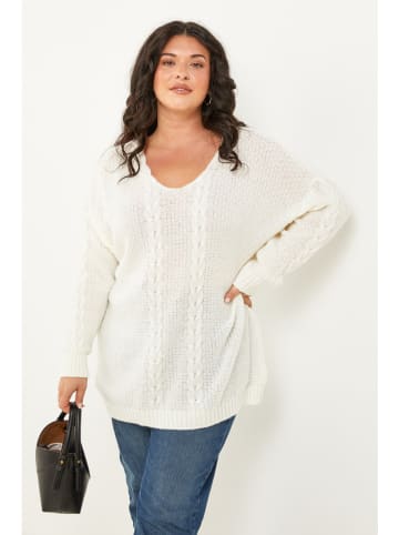 Curvy Lady Pullover in Creme