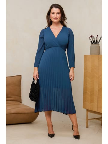 Curvy Lady Plisséjurk blauw