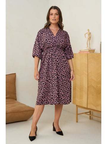 Curvy Lady Kleid in Pink