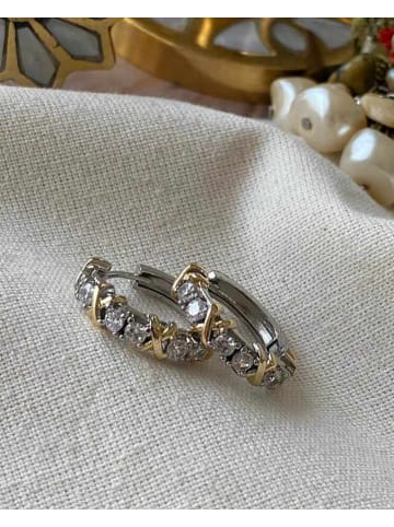 Luseera Weißvergold. Creolen mit Edelsteinen