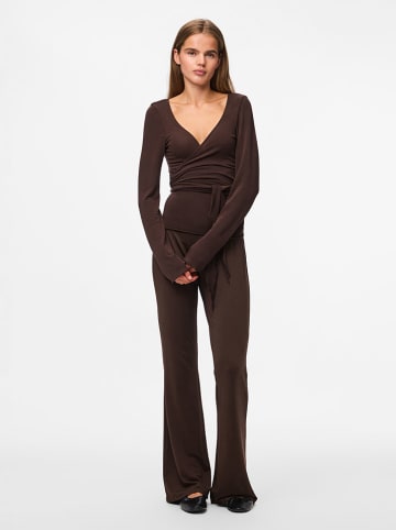 Pieces Koszulka "Pcroya" w kolorze ciemnobrązowym