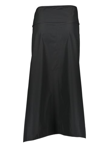 Derbe Rock in Schwarz