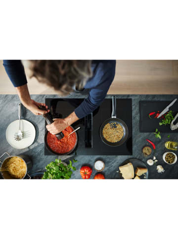 Fissler Pfanne "Essential®" in Schwarz - Ø 26 cm