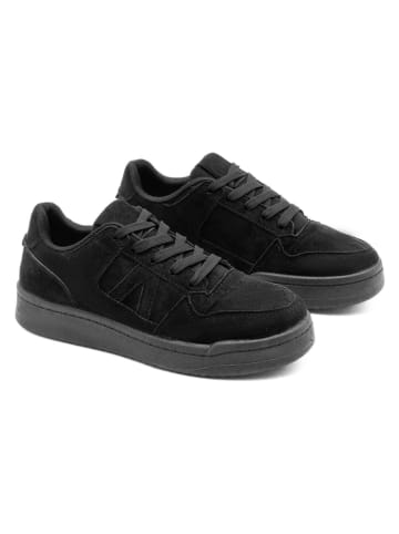 C'M Sneakers in Schwarz