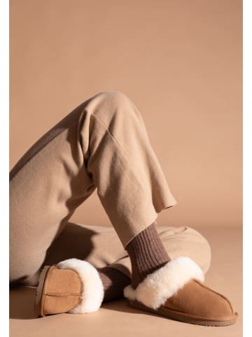 Gooce Schaffell-Hausschuhe "Wispper" in Hellbraun