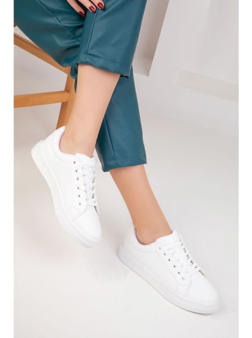 trendyol Sneakers wit