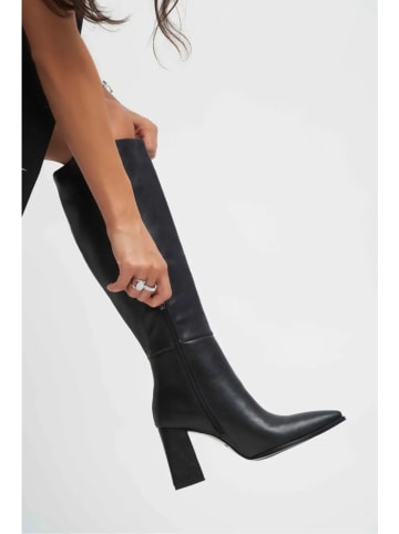 trendyol Kozaki w kolorze czarnym